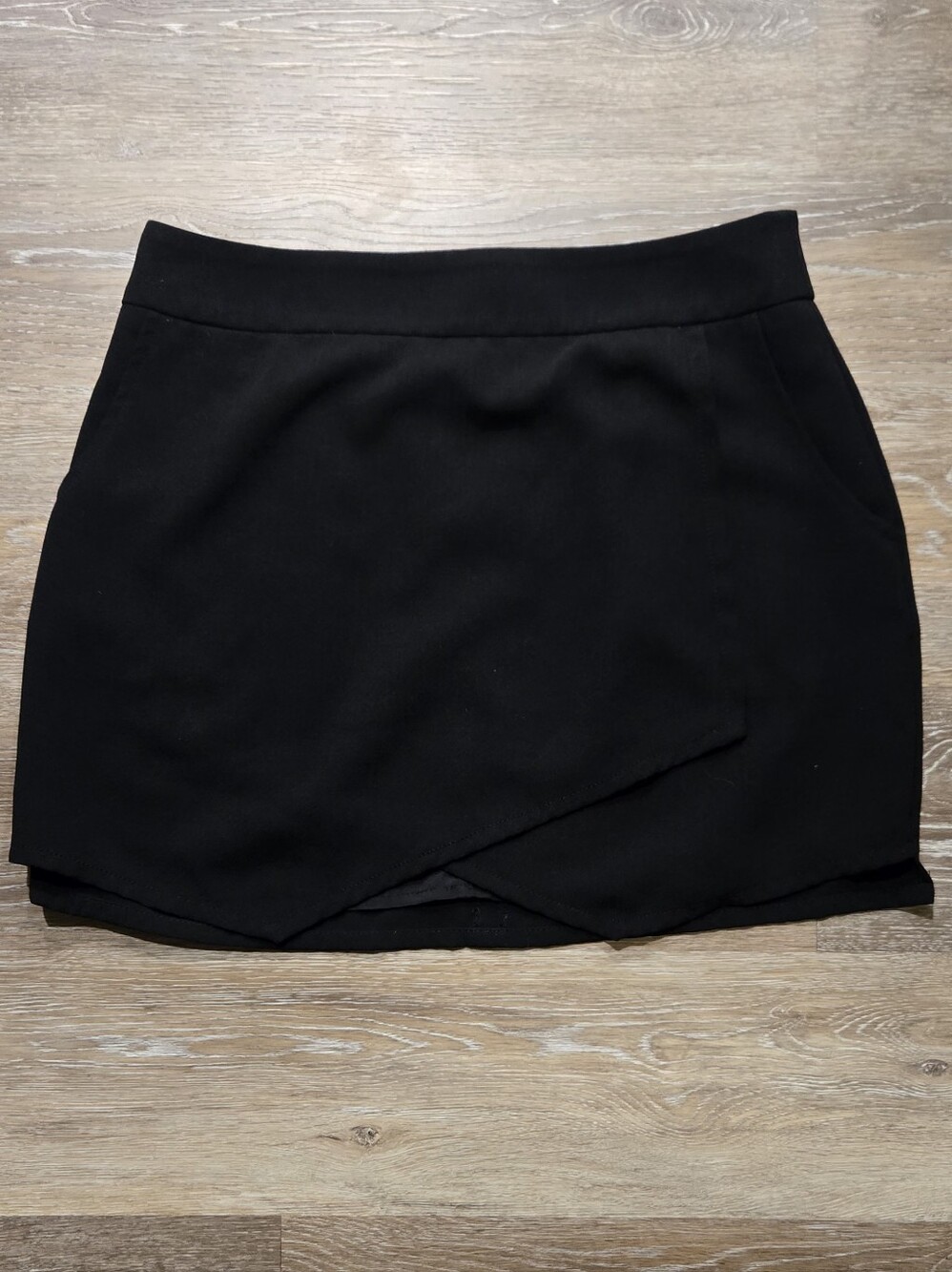 Sanctuary Black Wrap Skirt Mini Size Medium Great Condition
